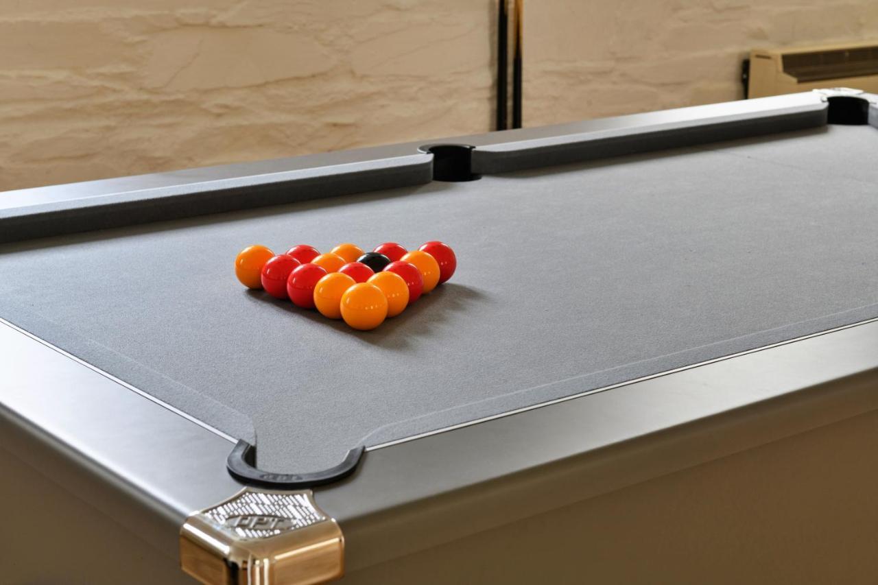Finest Retreats - Luxury Converted Chapel With Hot Tub & Games Room Dinas Mawddwy Экстерьер фото